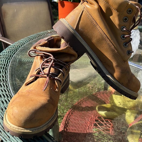 Timberlands - Picture 2 of 3